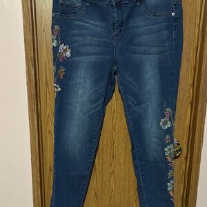 Floral Embroidered Skinny Jeans - Blue